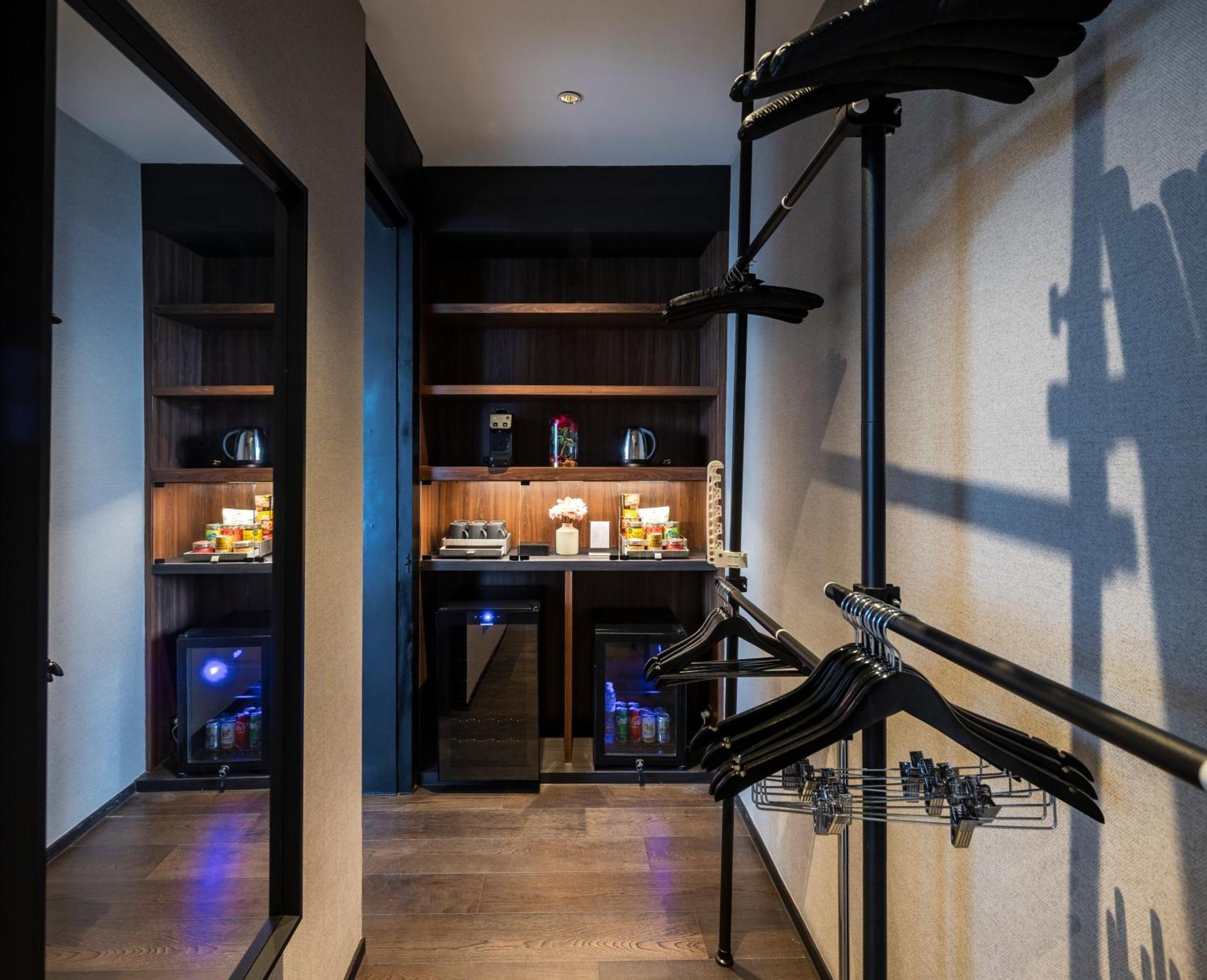 Walton Suites Sukhumvit バンコク都 エクステリア 写真